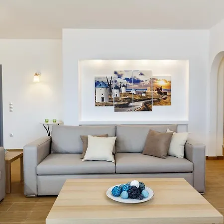Villa Jessy 150m² With Full Privacy Parikia (Paros)