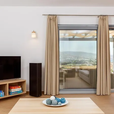Jessy 150m² With Full Privacy Villa Parikia (Paros)